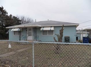 908 S 7th St, Comanche, OK 73529