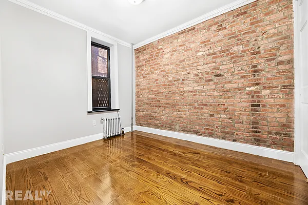 Rented by REAL New York | media 16