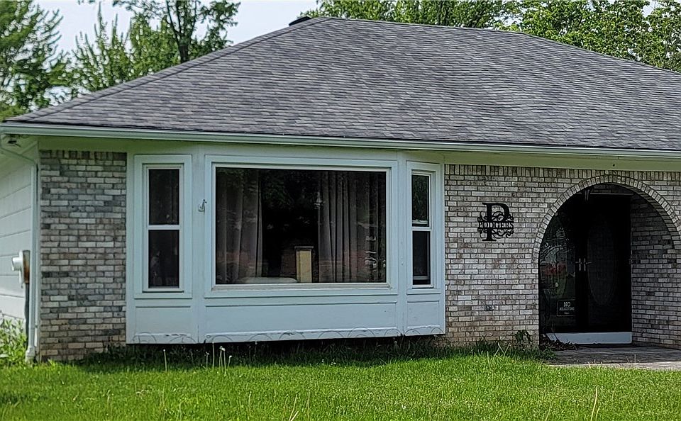 1st image of 808 Willow St