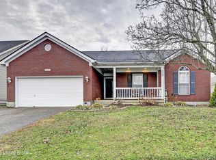 8116 Eagles Crest Ct, Louisville, KY