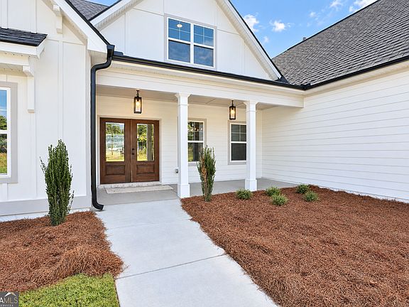 4th image of 704 Inman Rd #3