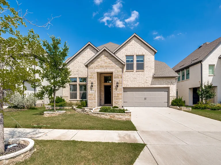 1240 Crescent Ln — Photo 23