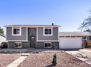3800 S Quintero Cir, Aurora, CO 80013