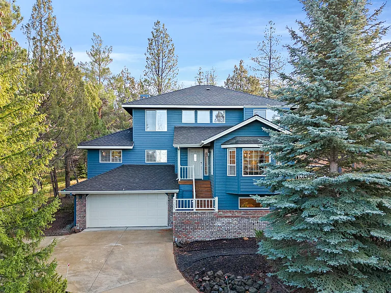 1207 Foxwood Pl — Photo 1