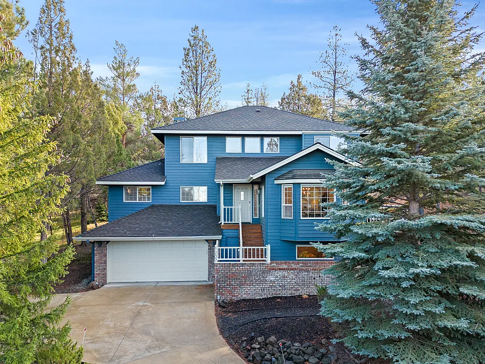 1207 Foxwood Pl