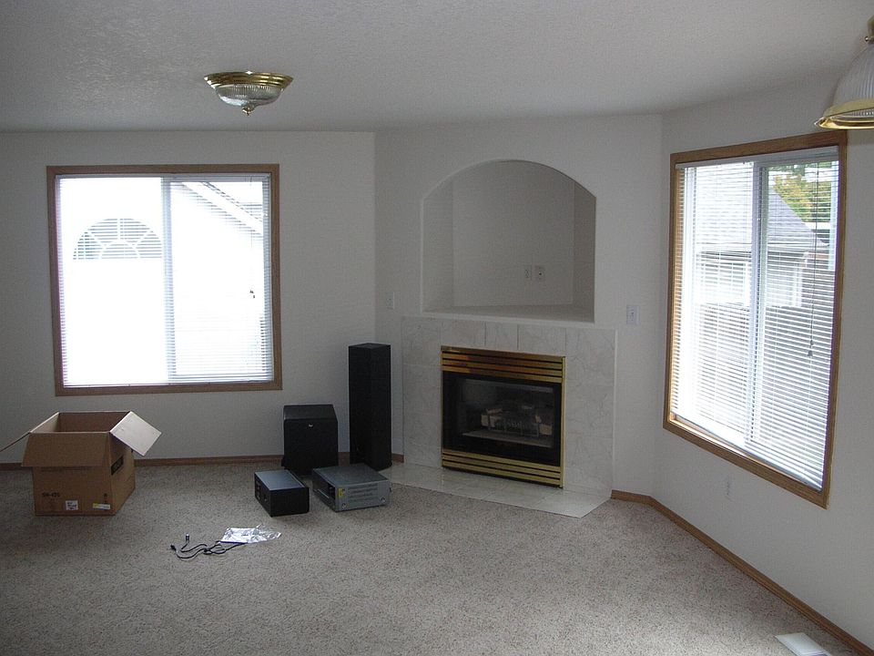 2nd image of 7219 NE 14th Ct