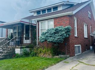 1024 S Belle River Ave, Marine City, MI 48039