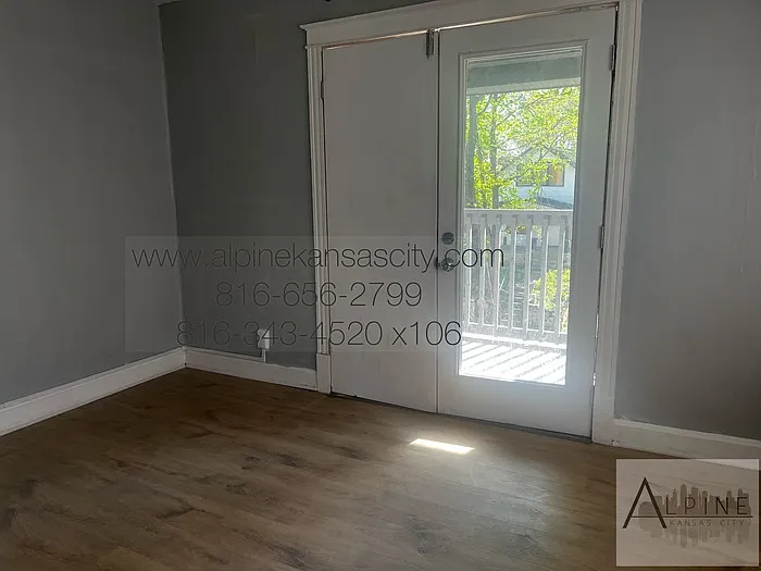 2 bed, 1.0 bath, 875 sqft, $800 — Photo 4