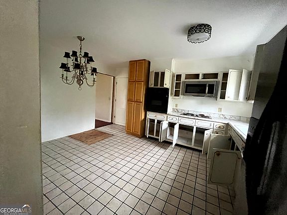 8th image of 222 Old Ailey Lothair Rd