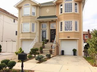 317 Olympia Blvd, Staten Island, NY 10305