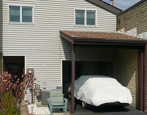 2nd image of 86 Country Club Dr