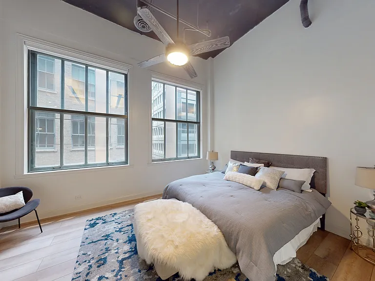 120 S State St #4 — Photo 5