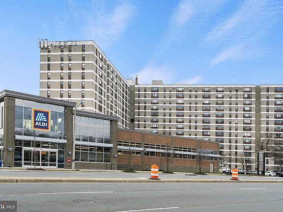 3rd image of 4600 Duke St APT 814