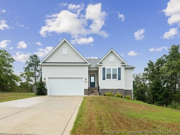 381 Countryside Dr, Lillington, NC 27546