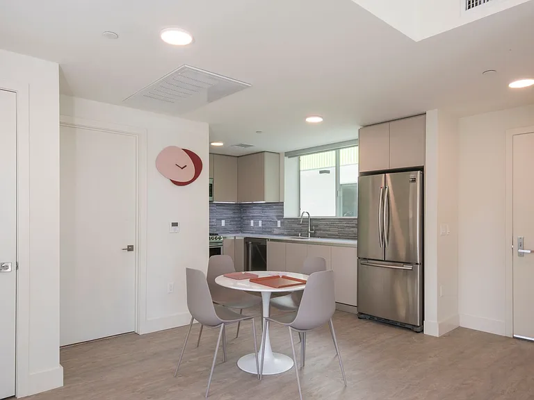 12117 Valleyheart Dr — Photo 4