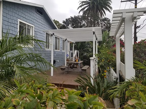 2nd image of 2287 Duane St