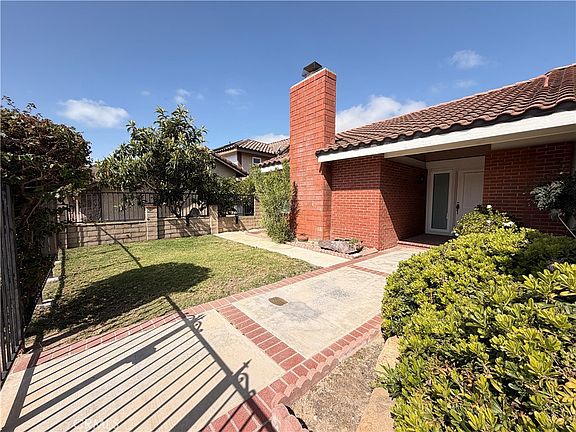 4th image of 3259 Hawkwood Rd