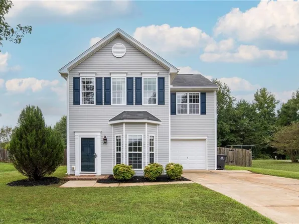 449 Rockbridge Dr, Kernersville, NC 27284