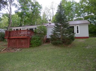 5346 Six Mile Lake Rd, East Jordan, MI 49727