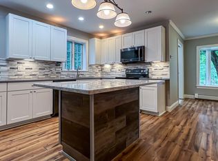 14 Hobart St UNIT B, Exeter, NH 03833