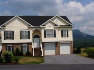 31 Cambridge Cir, Harrisonburg, VA 22801