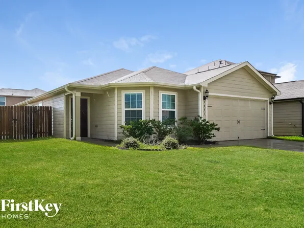 1001 Walnut Ln, Brookshire, TX 77423