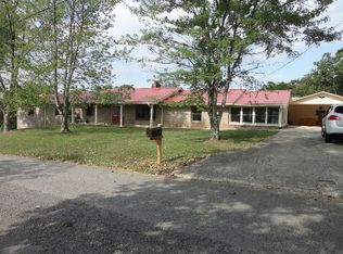 1665 Johnson Chapel Rd, Sparta, TN 38583