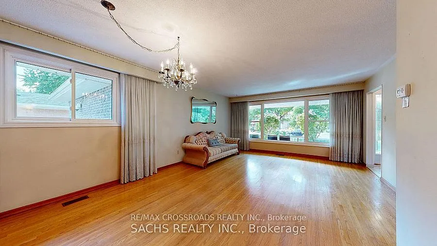 3 bed, $2,980 — Photo 2