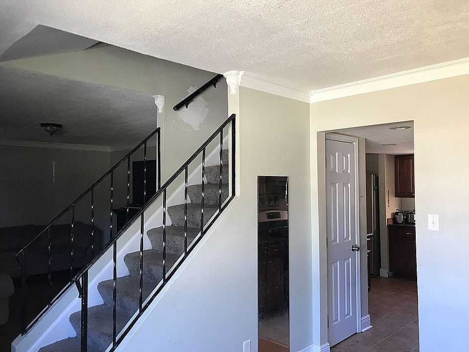 1st image of 1321 Westlawn Dr
