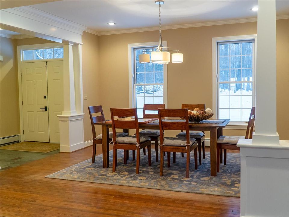 1850 Bluffs Edge Harbor Springs, MI, 49740 Apartments for Rent Zillow