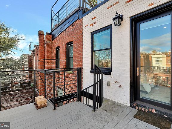 3rd image of 1823 Kalorama Rd NW