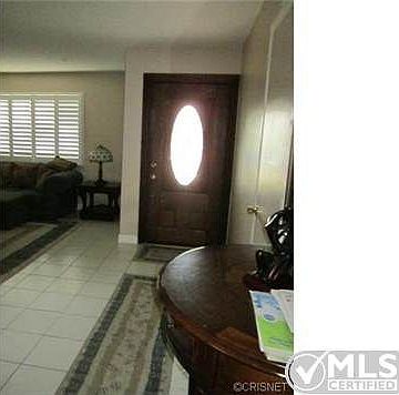 4th image of 24219 Vanowen St