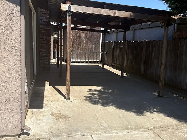 8139 Winfield Dr — Photo 9