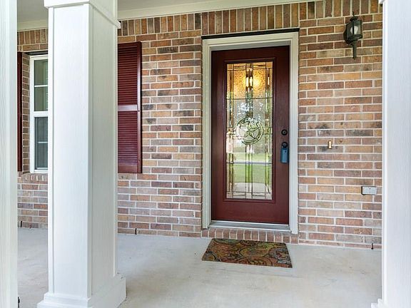 5th image of 137 Justin Leonard Dr