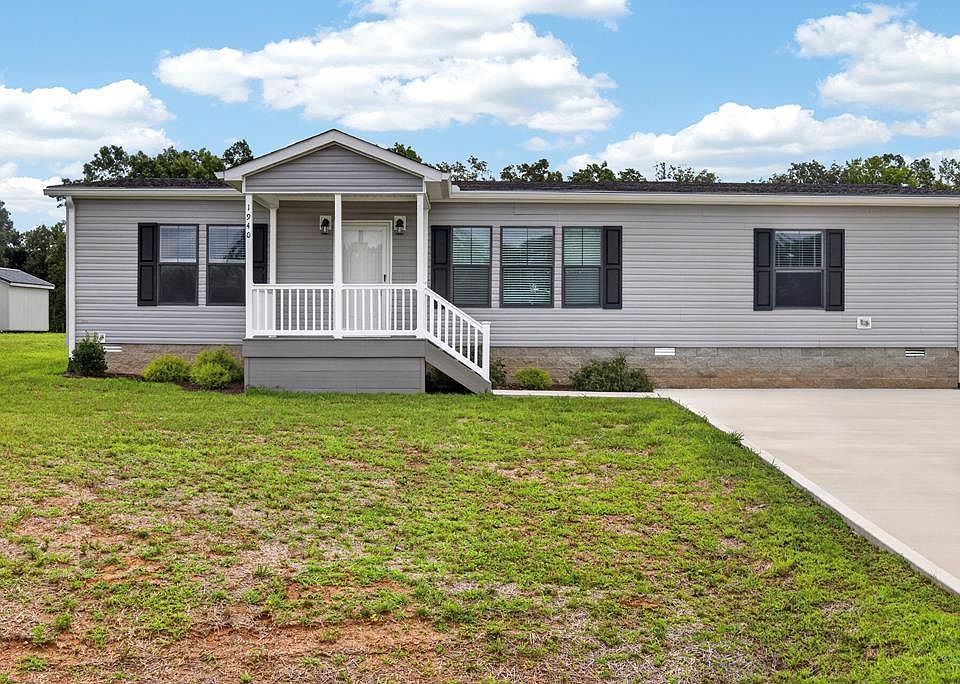 1st image of 1940 Anna Maria Ln