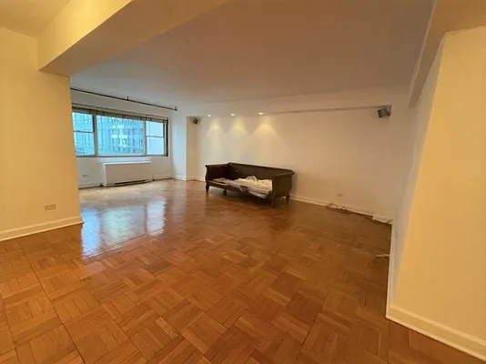 Sold by Pergolotti Realty | media 8