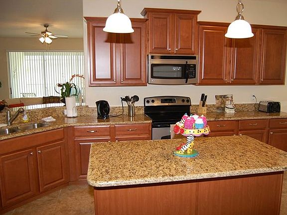 5th image of 3397 Cortland Dr