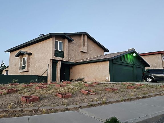 3rd image of 1360 Tara St