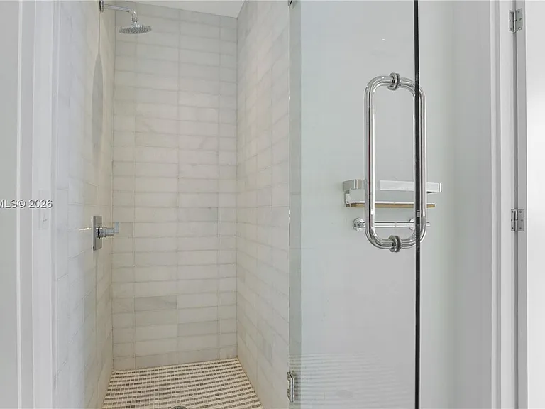 700 NE 26th Ter #3005 — Photo 21