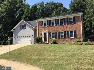 8712 Rosedale Ln, Annandale, VA 22003