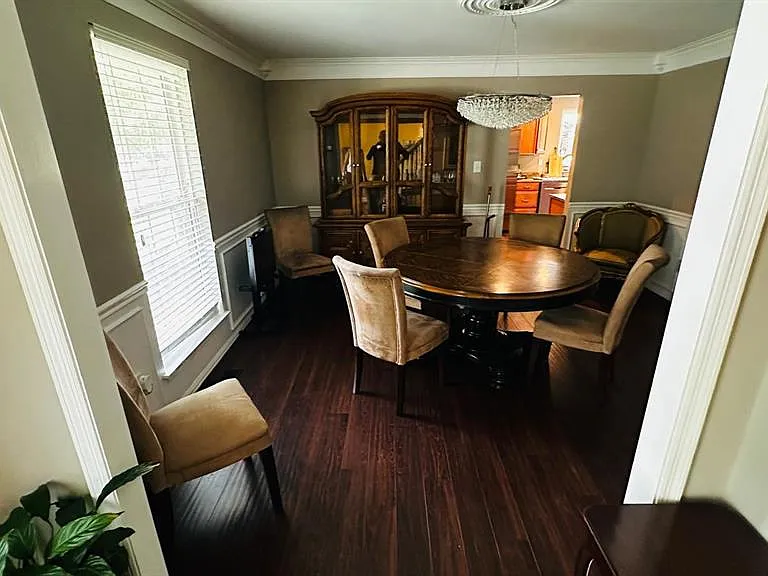 1842 Shadywood Ct — Photo 13