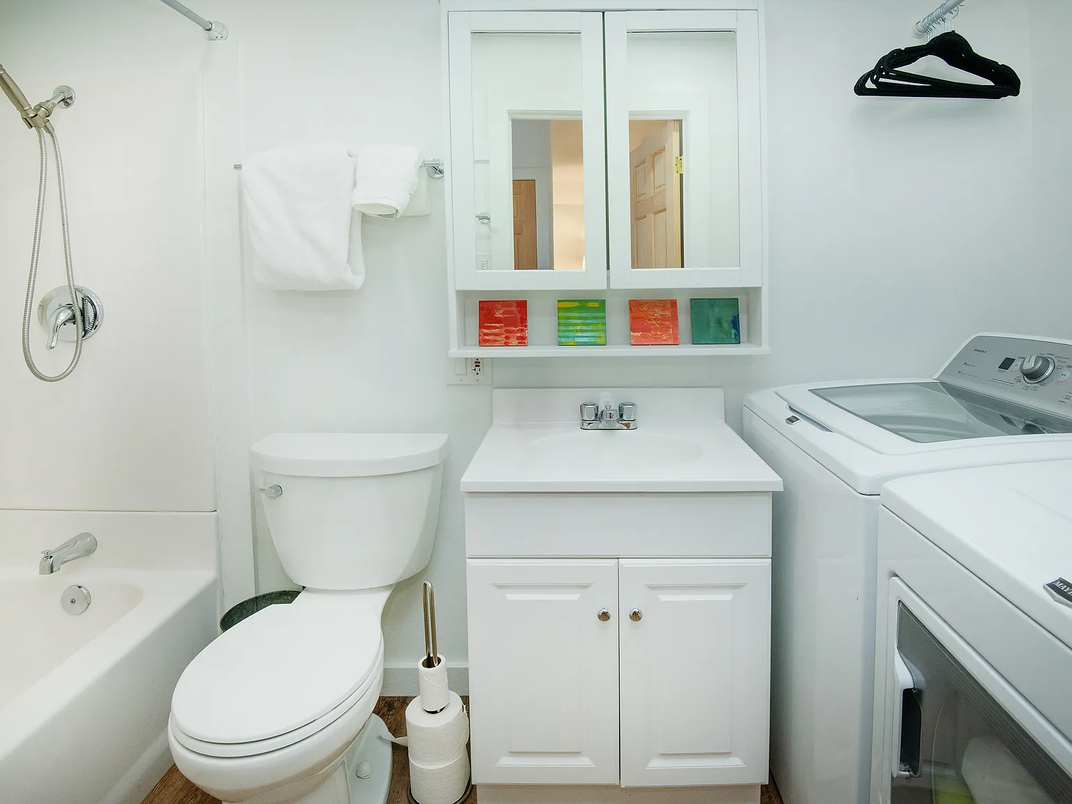 1 bed, 800 sqft, $2,700 — Photo 2
