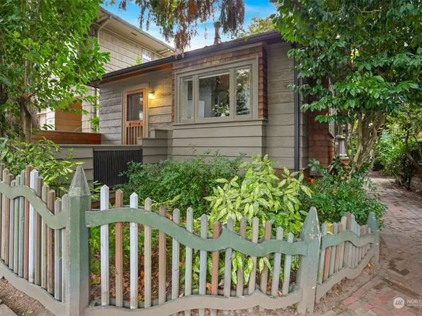 713 A Summit Avenue E #713A, Seattle, WA 98102