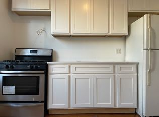 212 Mallory Ave #1E, Jersey City, NJ 07304