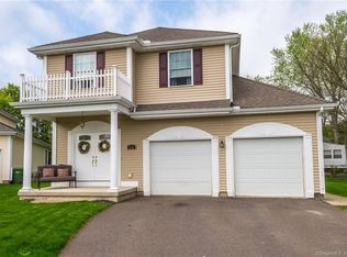 111 Benjamin Ct, Windsor, CT 06095