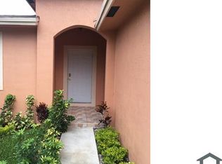 4550 SW 24th St, West Park, FL 33023