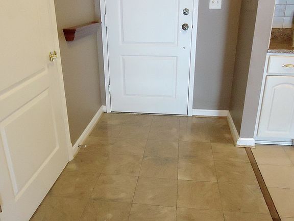 2nd image of 1211 S Eads St APT 1411