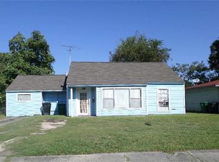 7131 Palmetto St, Houston, TX 77087
