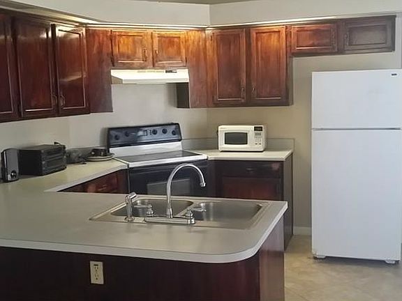 4th image of 1831 Gatewood Dr