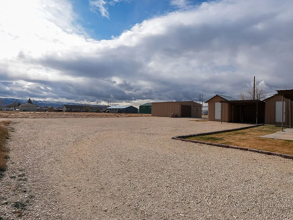2627 Melodi Ln